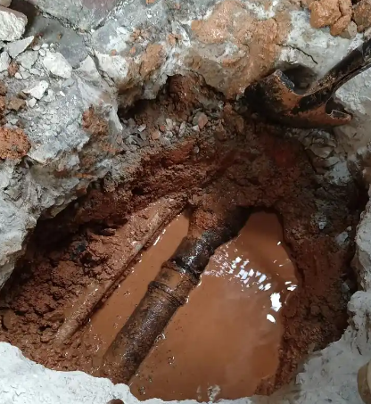 厨房漏水检测现场